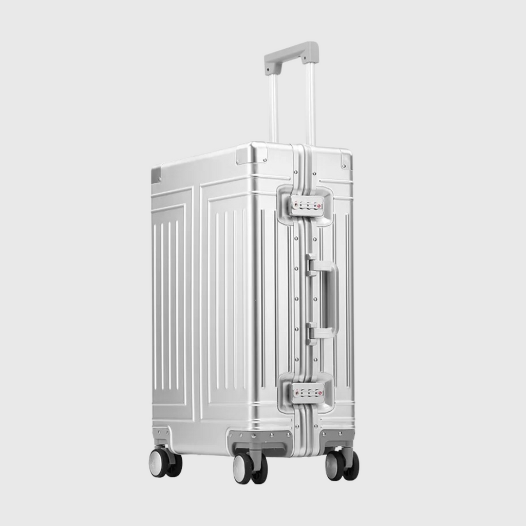 The Monaco - Silver | Aluminium Cabin Spinner 45L